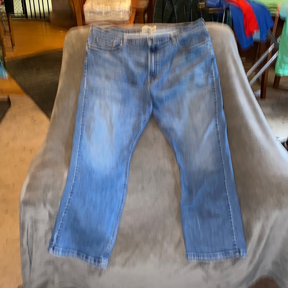 Wrangler jeans, slim straight, size 42x32.